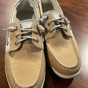 Brand new sperrys